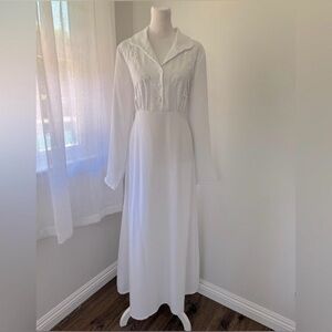 Vintage 70s Jody of California Women’s Maxi Dress White Embroidered Size 6